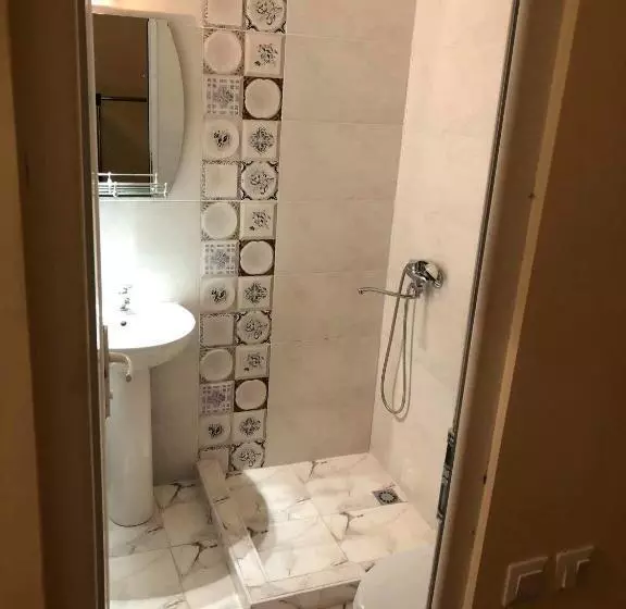 پانسیون Guest House Hello