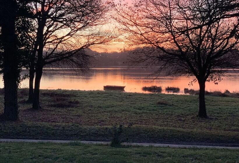 Bed and Breakfast L Hermine Du Lac