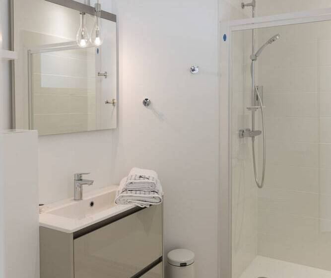 Bed and Breakfast L Hermine Du Lac