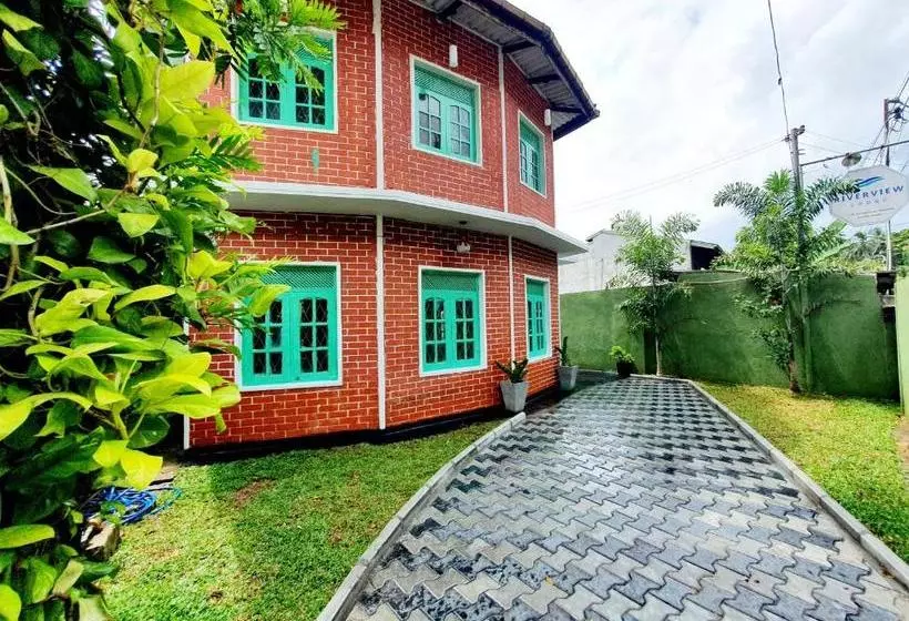 Bed and Breakfast Riverview Lodge