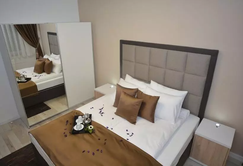 Apart Hotel Family