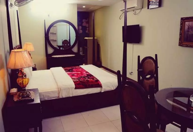 هتل Raywal Executive Suites
