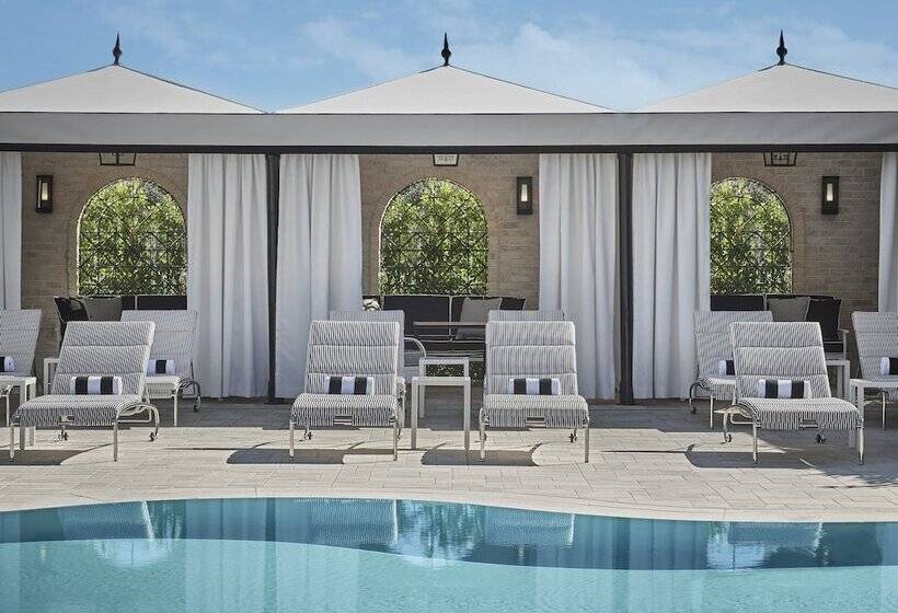 リゾートホテル Rosewood Miramar Beach