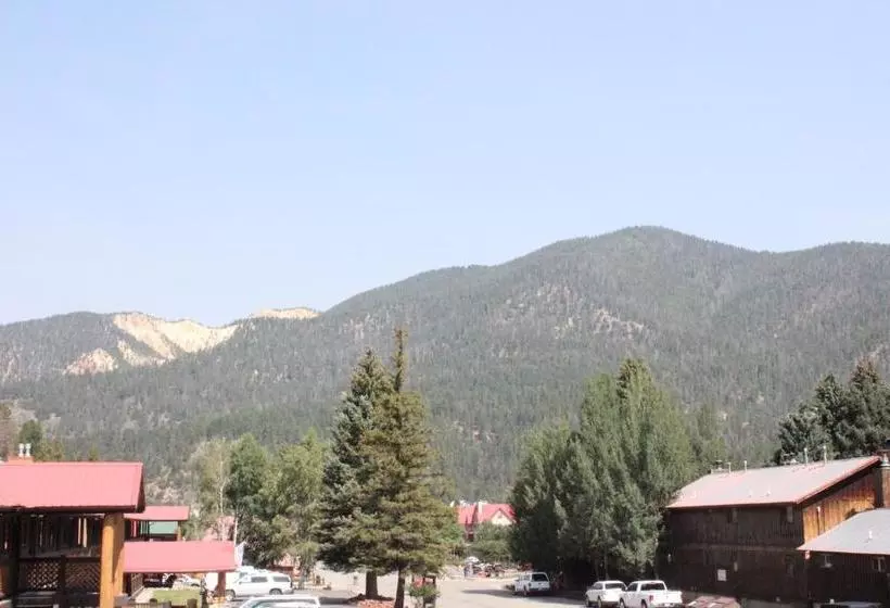 هتل Copper King Lodge