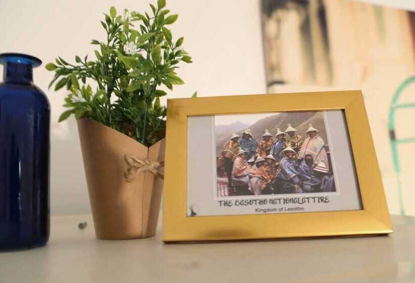 پانسیون Denver Echo Executive Guest House