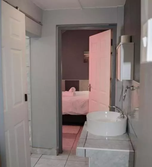 پانسیون Oceanlife Accommodation Luderitz