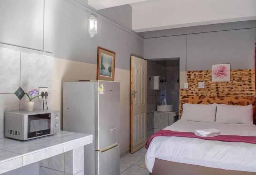 پانسیون Oceanlife Accommodation Luderitz