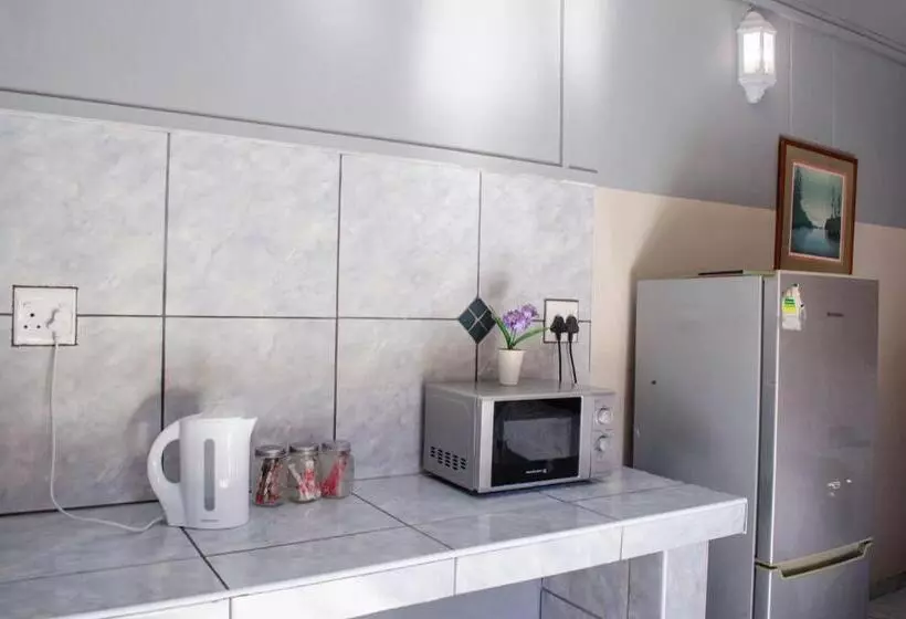 پانسیون Oceanlife Accommodation Luderitz