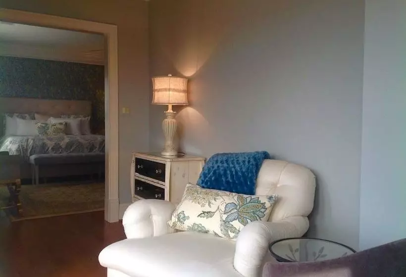 ベッドアンドブレックファースト Skyline Vineyard Inn