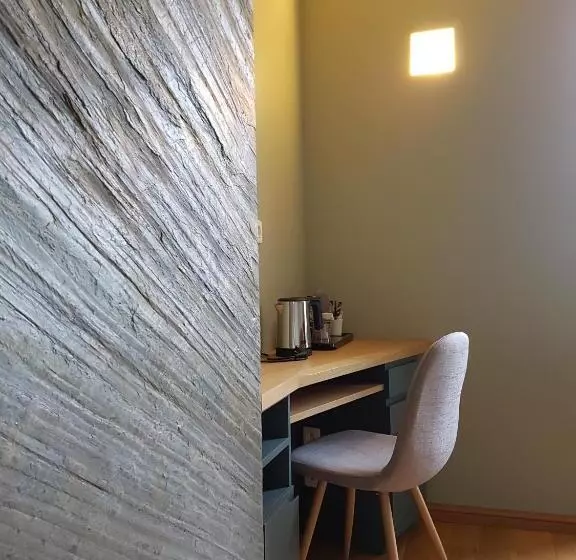 تختخواب و صبحانه Suites Du Cabinet Vert