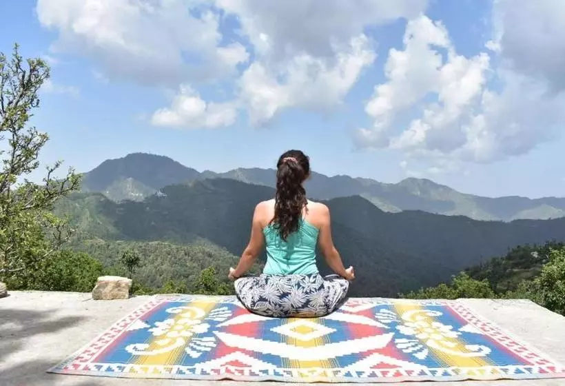 Retkeilymaja Namastay Himalayas, Kanatal