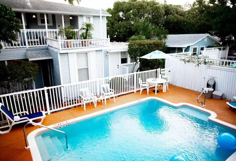 Aamiaismajoitus (B&B) Meranova Guest Inn