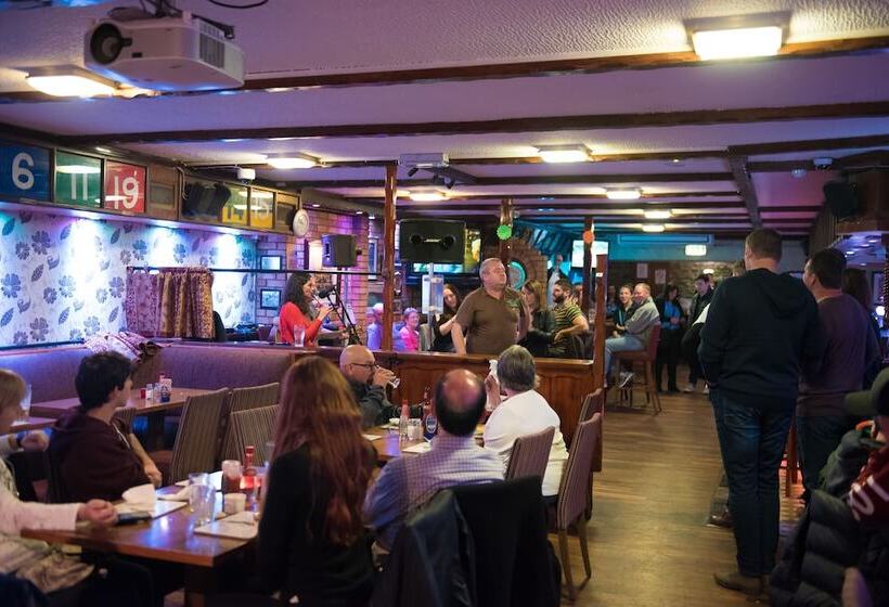 Bed and Breakfast Tatler Jack