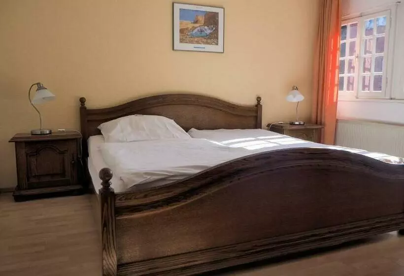 Hotelli Mutter Siepe