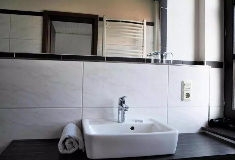 Hotelli Mutter Siepe