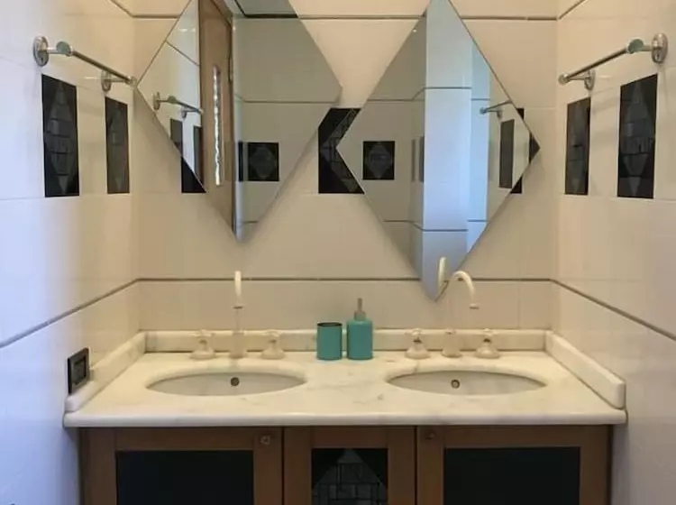 Aamiaismajoitus (B&B) Chiara’s Home