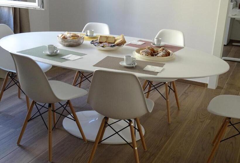 تختخواب و صبحانه Meeting