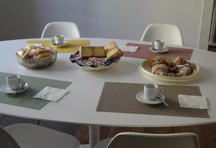 تختخواب و صبحانه Meeting