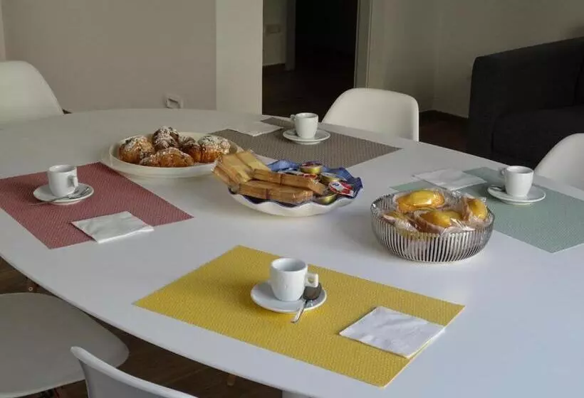 تختخواب و صبحانه Meeting