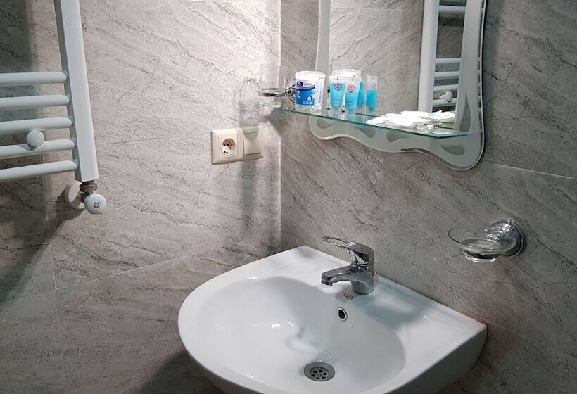 Nakashidzes Apartments