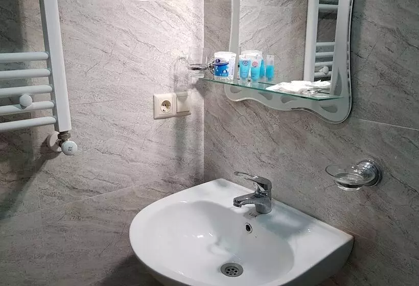 Nakashidzes Apartments