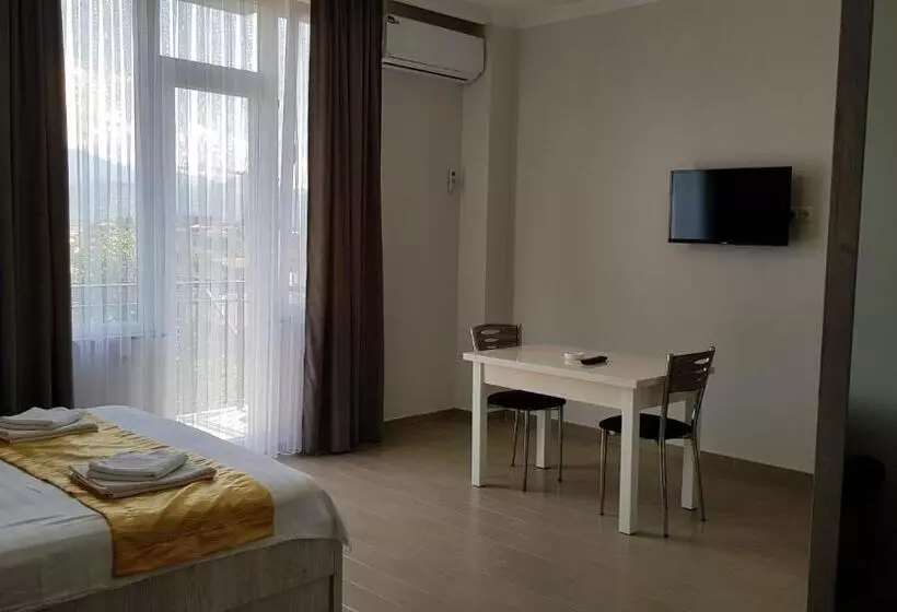 Nakashidzes Apartments