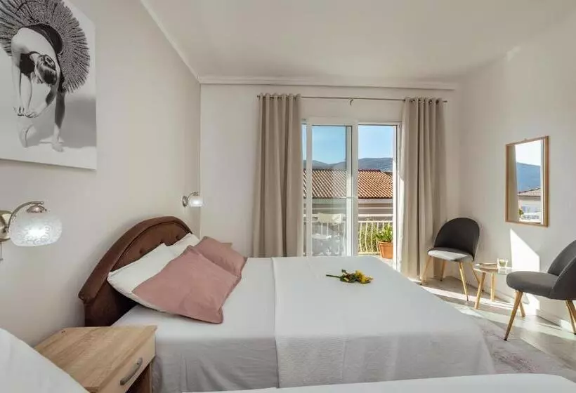 پانسیون Apartmani Vico