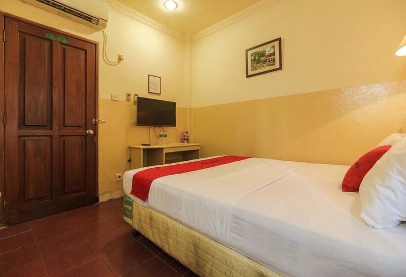 بنسيون Reddoorz @ Jalan Jaksa