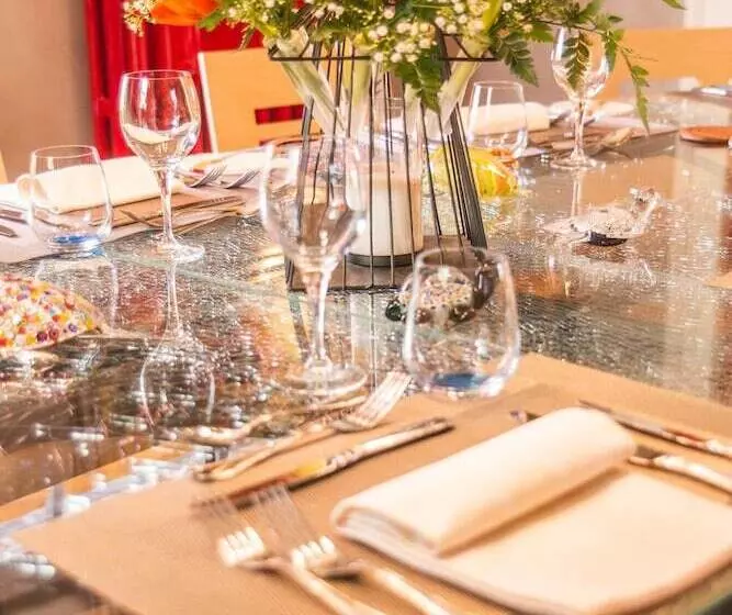 Aamiaismajoitus (B&B) Domaine Du Pressoir