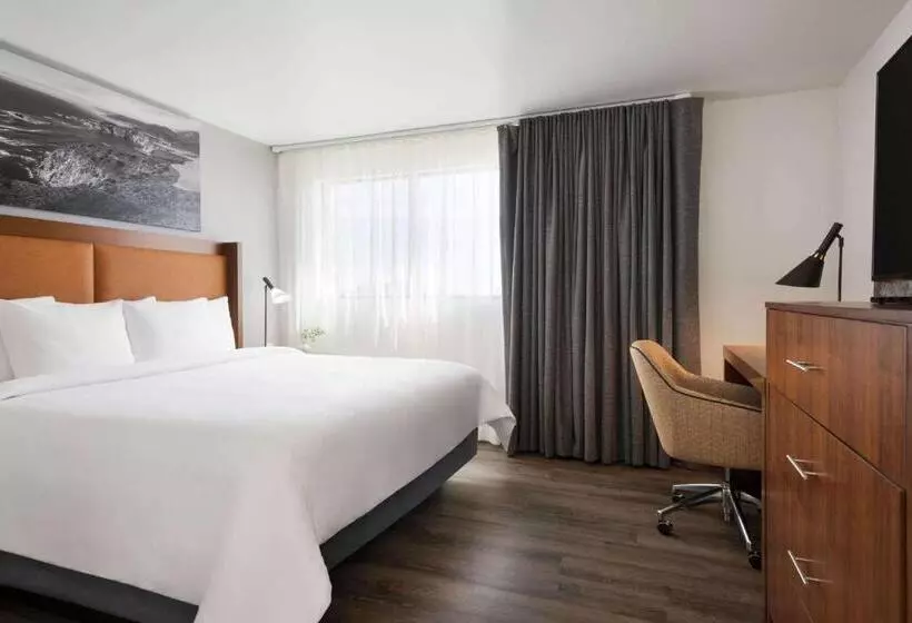 ホテル La Quinta By Wyndham San Luis Obispo