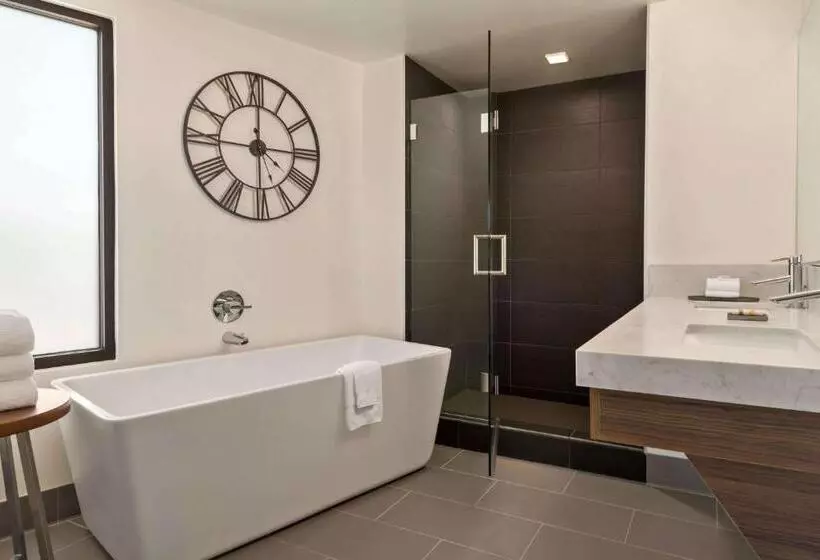 ホテル La Quinta By Wyndham San Luis Obispo
