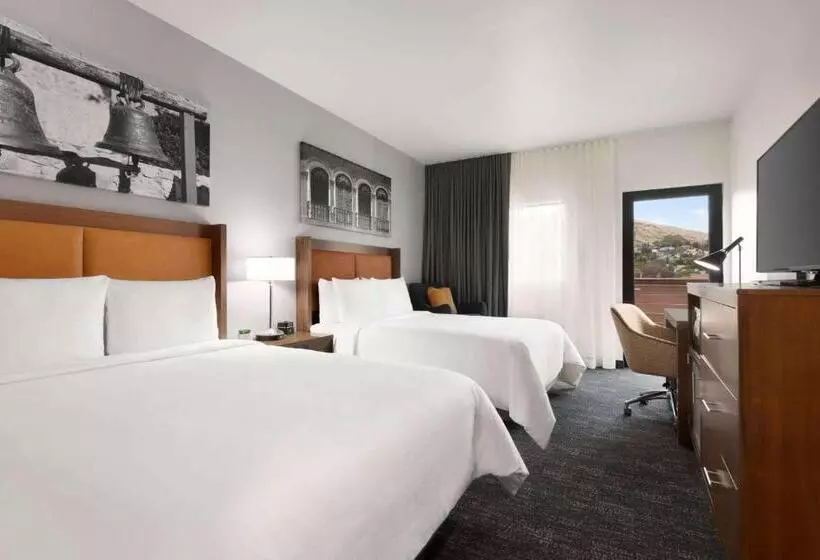 ホテル La Quinta By Wyndham San Luis Obispo