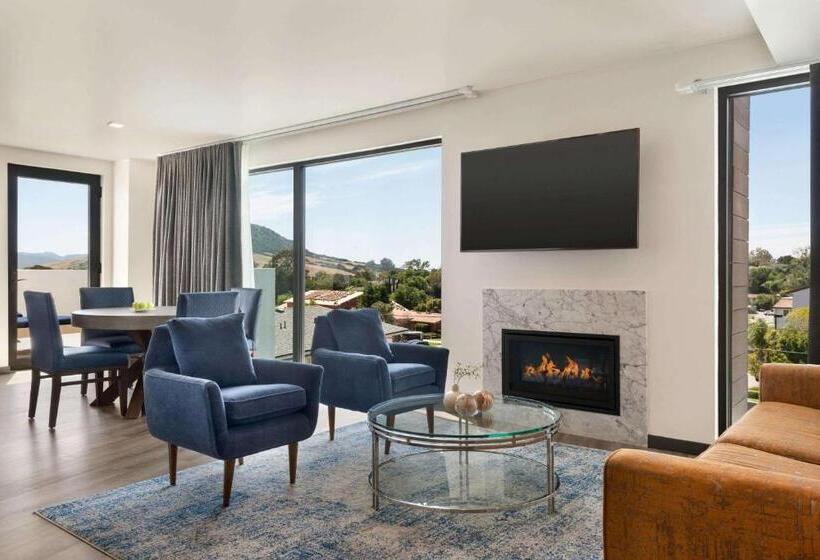 ホテル La Quinta By Wyndham San Luis Obispo