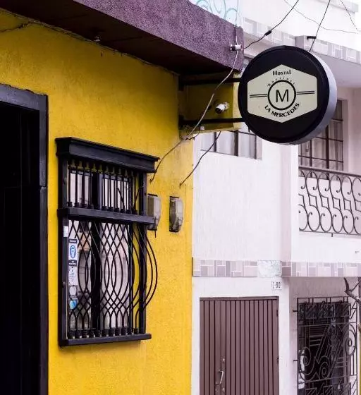 تختخواب و صبحانه Hostal La Mercedes Street