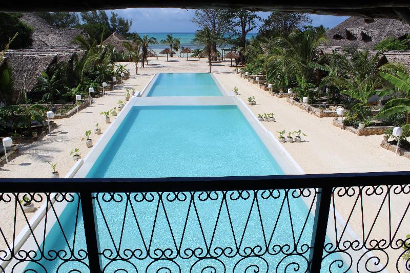 منتجع Fun Beach