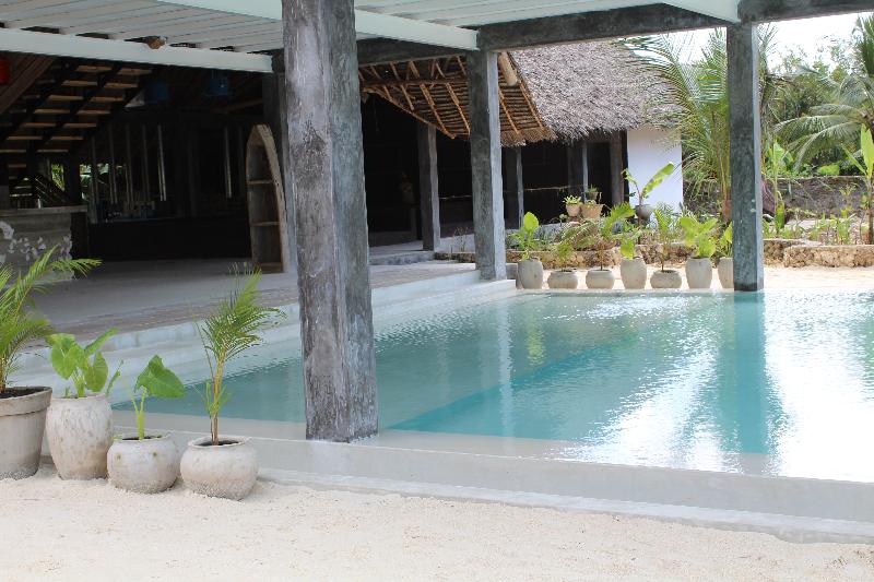 منتجع Fun Beach