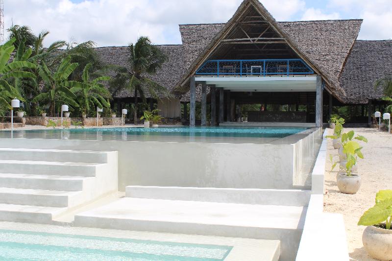 منتجع Fun Beach