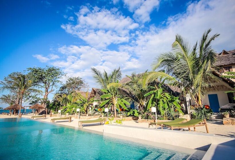 منتجع Fun Beach