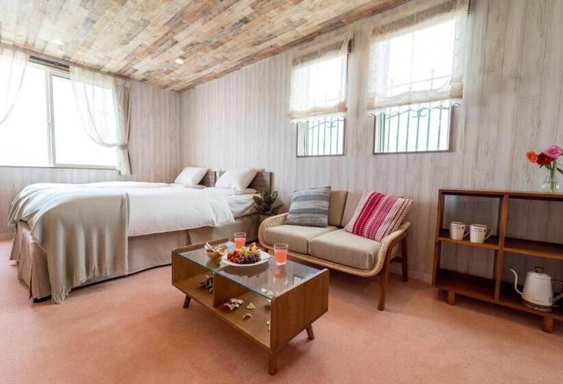 Palm Springs Miyakojima Resort