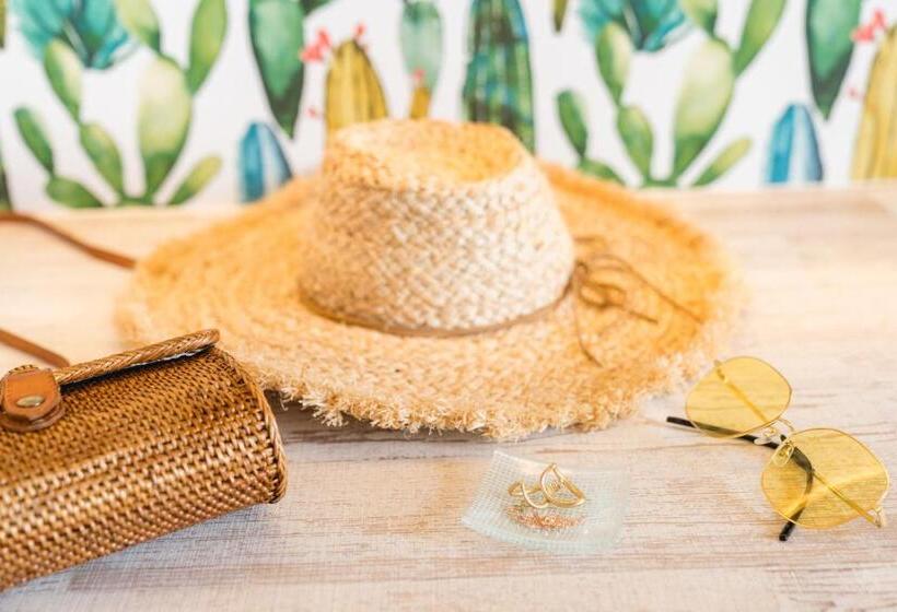 Palm Springs Miyakojima Resort