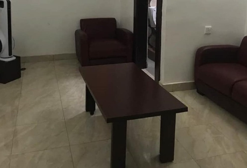 هتل Jim Eddy Suites