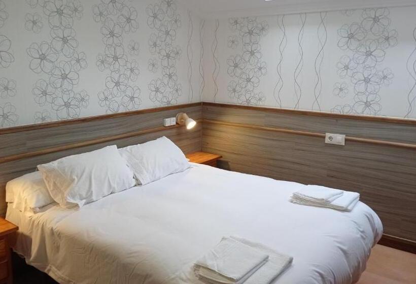 Pensión O Escondidino