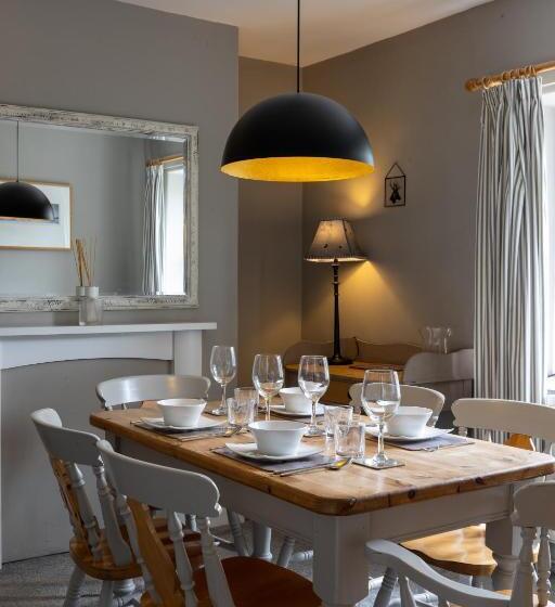 酒店 The Lower Buck Inn