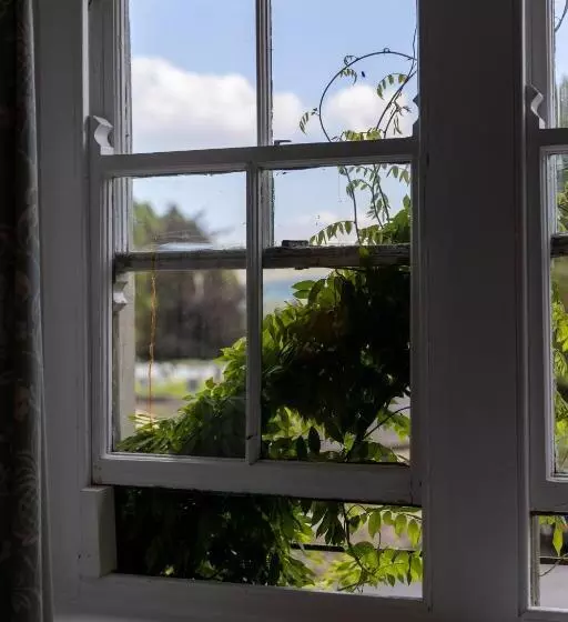 ホテル The Lower Buck Inn