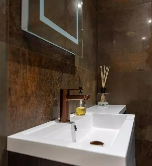 ホテル The Lower Buck Inn