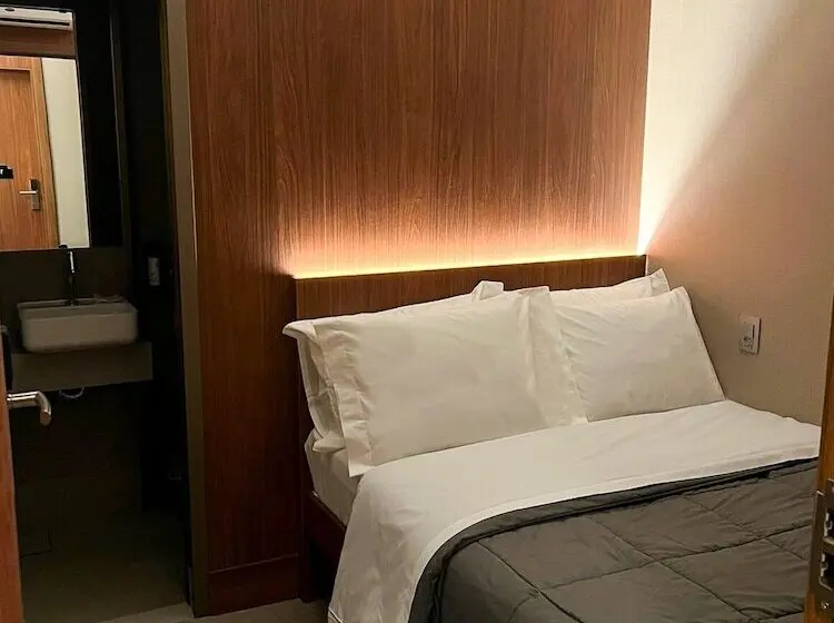 Hotelli Fast Sleep Guarulhos By Slaviero Hotéis - Terminal 2 Asa D Piso Terreo Desembarque Nacional Leste