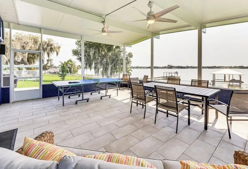 Boat Dock, Lounge Lanai! Lake Clay Group Retreat