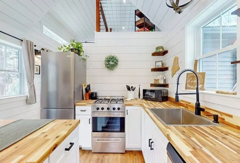 Brand New Dog Friendly Home Near Hancock Pond With Firepit, Grill, Streaming, Ac
