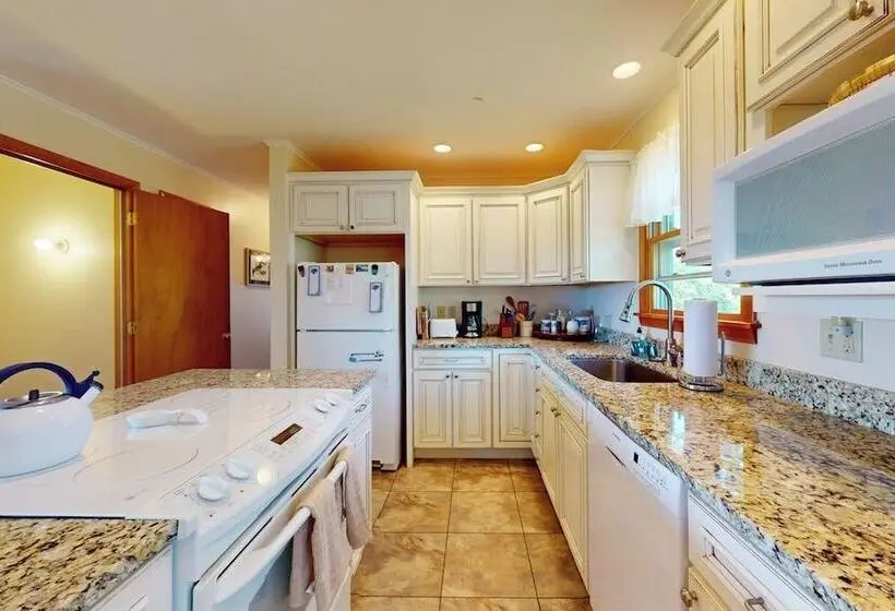 Charming Abode With Water Views, Updated Kitchen, & Internet Dog Friendly