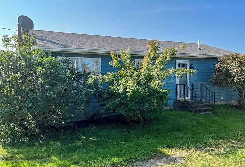 Charming Abode With Water Views, Updated Kitchen, & Internet Dog Friendly